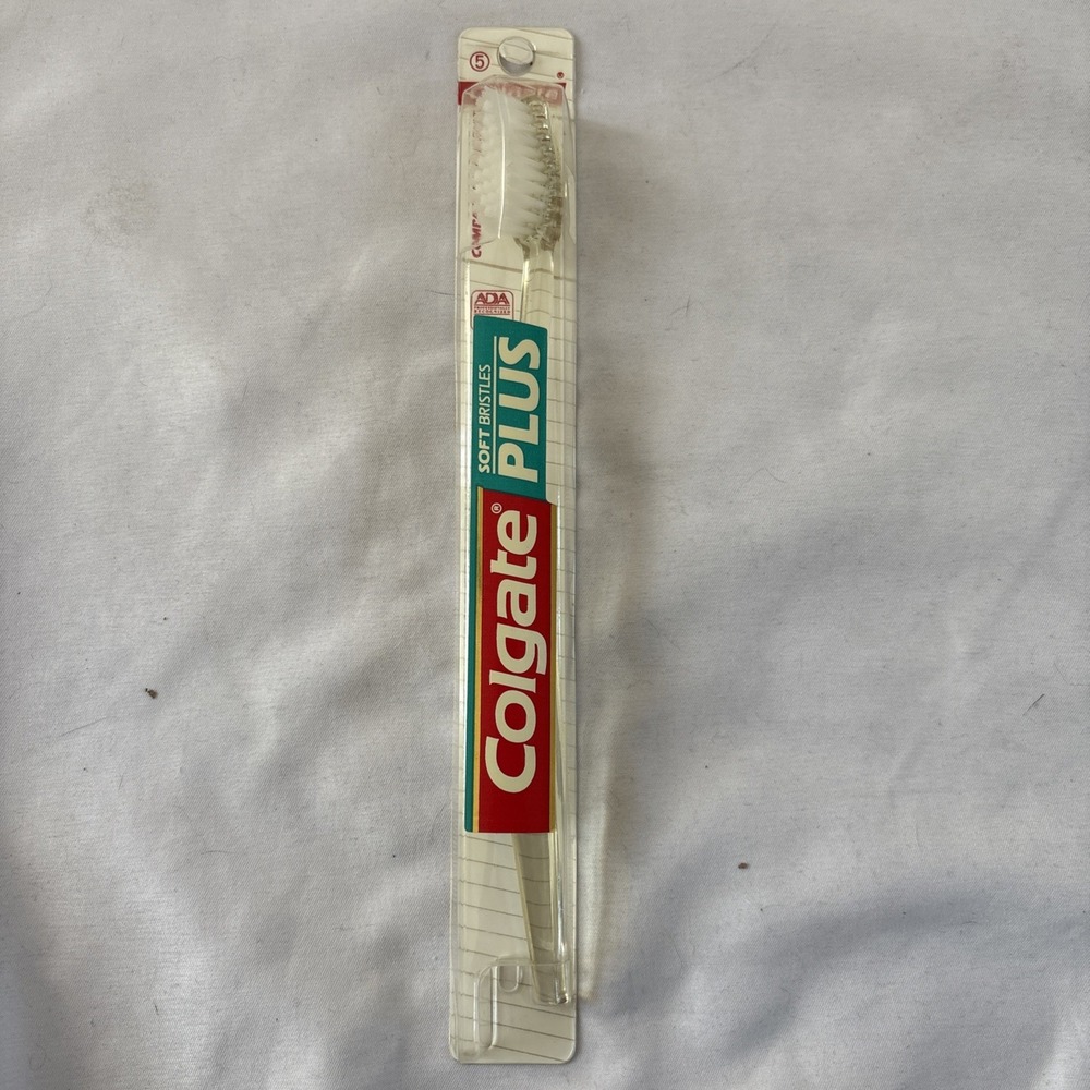 Colgate Plus Diamond Head Toothbrush Soft Bristles Clear NOS Vintage Movie Prop